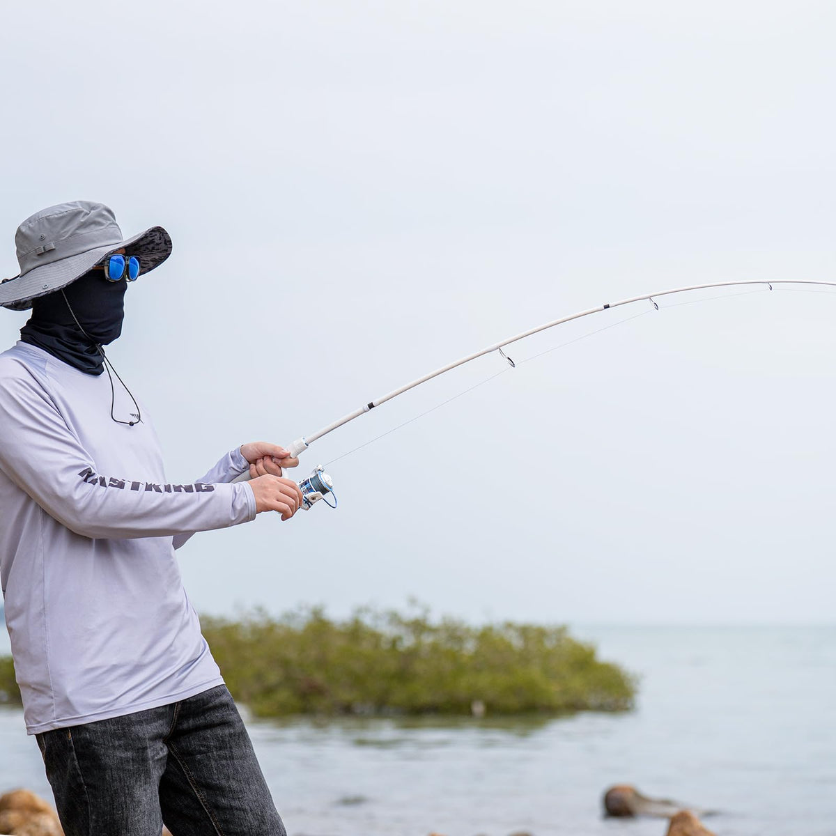 Centron Lite Travel Spinning Fishing Rod and Reel 7'0" M 3000 Reel Spinning (7'0'' M- 3000 Reel (4pcs+ Extra Tip))