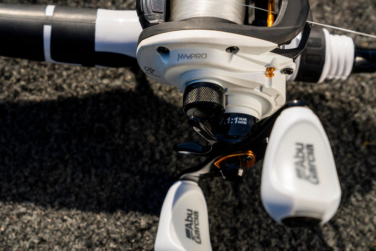 Max Pro Low Profile Baitcast Reel (Left-handed / Low Profile - Max Pro (New Model) (Box))