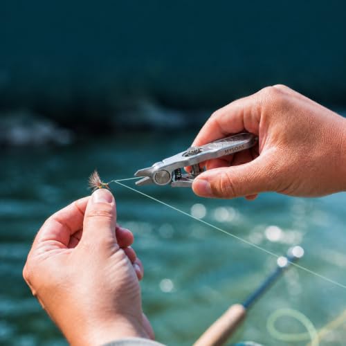 Fishing Line Cutter with Retractor